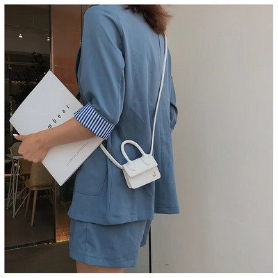 Madinga Super Mini rankinė moterims Mieli pasiuntinių krepšiai Prabangus dizainerių mielas Crossbody Krepšiai J Letter Merginų pečių krepšiai