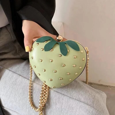Slatka voćna jagoda u obliku srca od pu zakovice Mini modna ženska torbica s lancem Clutch torba Torba na rame Ženska ručna torbica s preklopom Q5
