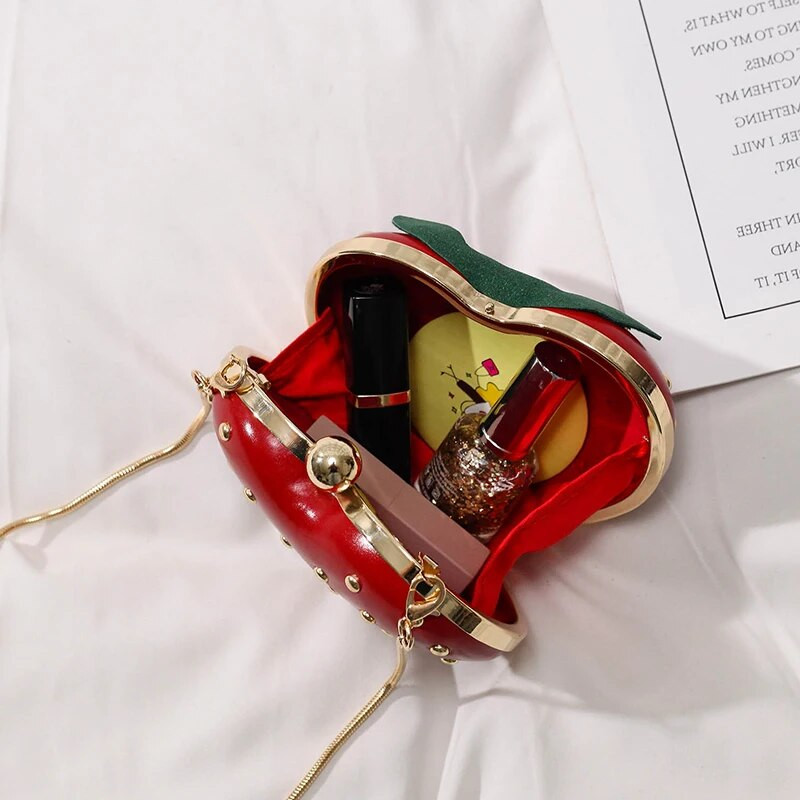 Slatka voćna jagoda u obliku srca od pu zakovice Mini modna ženska torbica s lancem Clutch torba Torba na rame Ženska ručna torbica s preklopom Q5