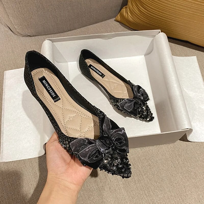 Moteriški plokščiapadžiai batai su smailiu pirštu drugelio mazgu Fashion Plus Size Size 43 Loafers Moterims Sekli prabangūs vestuviniai batai AD1022