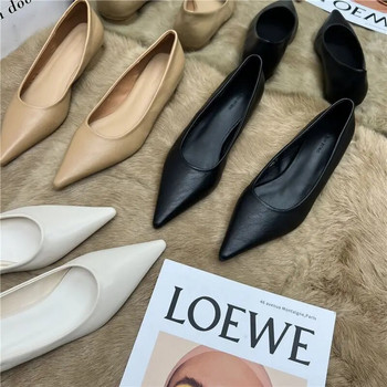 Дамски обувки с остър нисък ток Плоски обувки за пролет 2023 г. Нова мека подметка Черни професионални работни обувки Дамски обувки на нисък ток