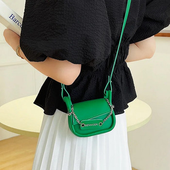 Малки ежедневни дамски портмонета през рамо 2022 г. Дизайнерски букви Дамски ръчни клъч чанти Вериги Мини дамски портмонета и чанти