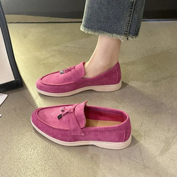 Дамски плоски обувки 2023 Летни велурени обувки с приплъзване Луксозни дамски ежедневни обувки Ретро леки дамски ходещи модни женски мокасини Кецове