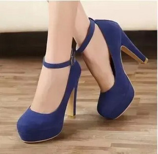 Elegáns magassarkú női cipő tavaszi új vastag sarkú munkacipő sokoldalú magassarkú cipő fekete divatos női cipő42