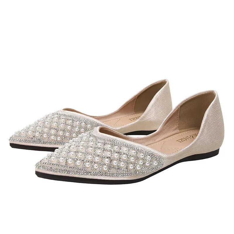 Strasszos cipők, 2024-es női nyári lapos, új design, kis temperamentumú piros cipők, nagy méret 41 43