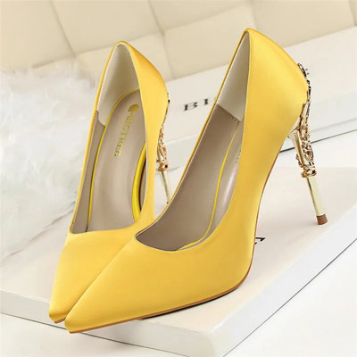 2023 Ženske cipele Seksi špicasti vrh Luksuzne metalne cipele na visoke pete Žensko proljeće Ljeto Ženske cipele za vjenčanje na visokim petama Zapatos