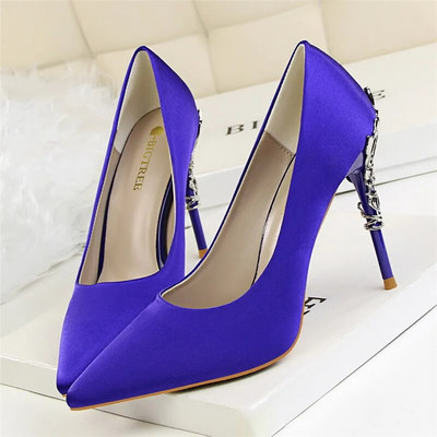 2023 Ženske cipele Seksi špicasti vrh Luksuzne metalne cipele na visoke pete Žensko proljeće Ljeto Ženske cipele za vjenčanje na visokim petama Zapatos