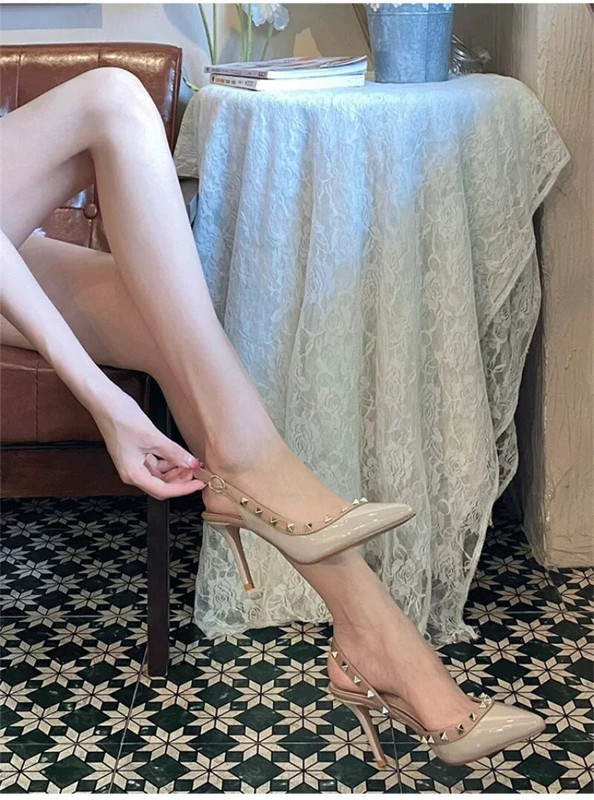 Sandale s visokim potpeticama Ženske salonke Metalne kristalne sandale sa šiljatim prstima Cipele s visokom petom Cipele za zabavu Ženske