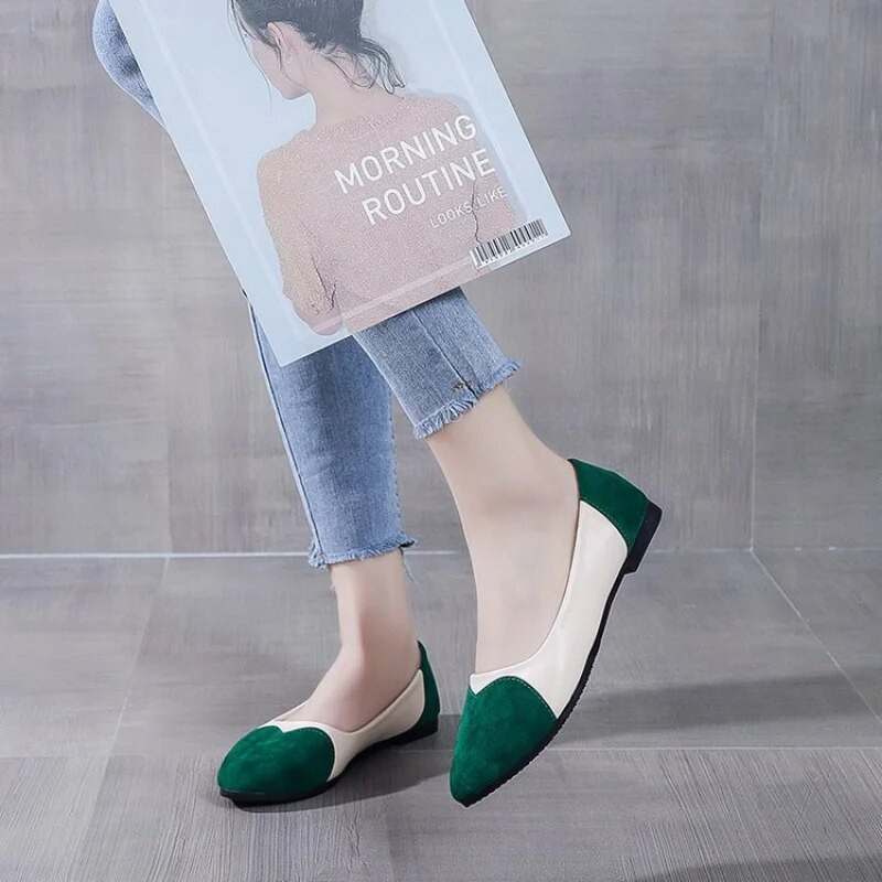 Nauji didelio dydžio moteriški batai plokščiu padu Madingi moteriški batai su apvalia galva Širdelės formos patogūs minkšto pado laisvalaikio batai moterims Zapatos De Mujer