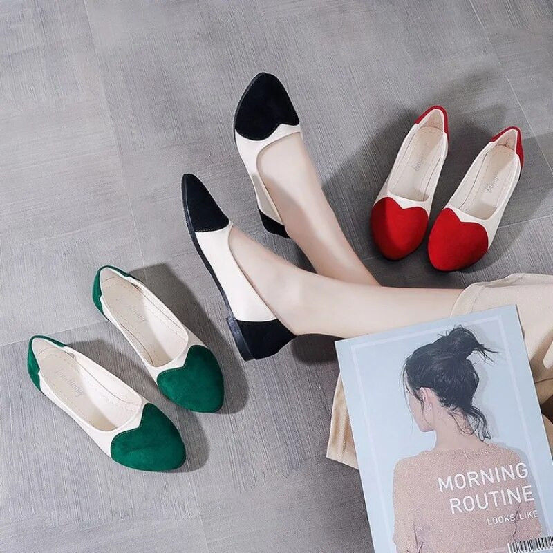 Nauji didelio dydžio moteriški batai plokščiu padu Madingi moteriški batai su apvalia galva Širdelės formos patogūs minkšto pado laisvalaikio batai moterims Zapatos De Mujer