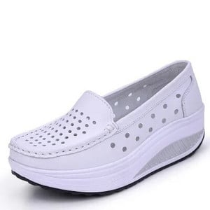 TIMETANG Ženske cipele ljetne ženske kožne cipele s platformom veće veličine cipele za medicinske sestre ženske radne cipele s mrežastim rupama C202