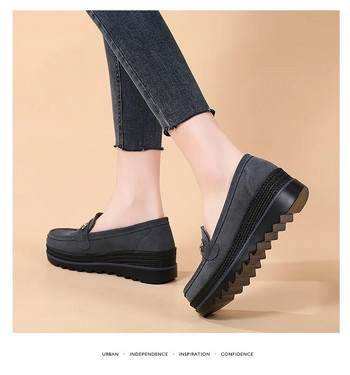 2023 Есенни висококачествени дамски обувки Леки комфортни плоски обувки на платформа с метална катарама Ежедневни майчински обувки Дамски мокасини на танкетка