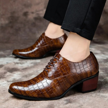 Горещи разпродажби Крокодилски мъжки обувки на ток Официални кожени кафяви мъжки мокасини Обувки за рокля Модни мъжки ежедневни обувки Zapatos Hombre 2021