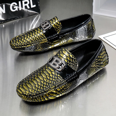 2024 Пролет Лято Мъжки мокасини Удобни плоски ежедневни обувки за мъже Дишащи мокасини Приплъзващи се меки кожени обувки за шофиране