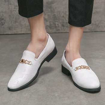 Λευκά ανδρικά casual loafers Driving Moccasin Fashion Ανδρικά Άνετα επαγγελματικά επίσημα ανοιξιάτικα ανδρικά παπούτσια τεμπέλης μετάλλου φορέματος
