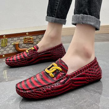 2023 New Red Men Loafers Brand Fashion Ανδρικά δερμάτινα παπούτσια μοκασίνια Μέγεθος 48 Luxury casual παπούτσια οδήγησης Ανδρικά sapatos mascu202nos