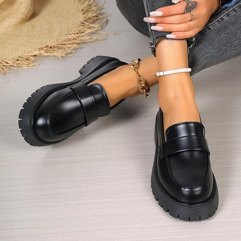 „Lucyever“ britiško stiliaus platforminiai „Loafers“ moteriški 2024 m. didesnio dydžio apvalūs batai su viengubu nosimi Moteriški batai su storu dugnu Pu odiniai „Mujer“