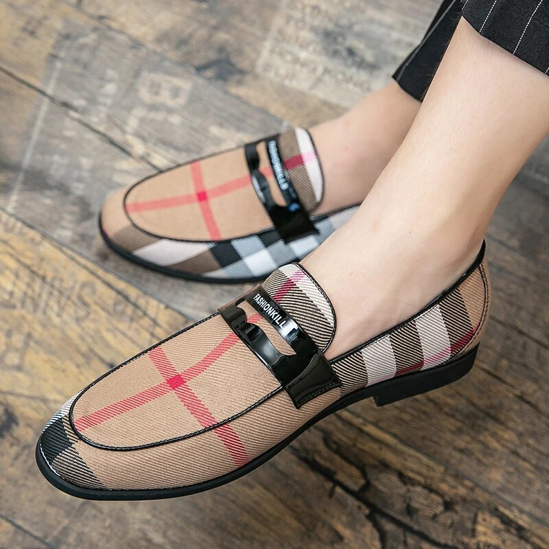 Meeste kleidid Disainerjalatsid Ruuduline nahk 2024 Mood Käsitsi valmistatud pulmapidu Luksuslikud brändijalatsid Meeste püksid Oxfordi kingad meestele