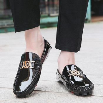 Ανδρικά πολυτελή Loafers Designer Moccasins Μάρκα Driving Fashion Patent Leather Boat Classic for Men Summer casual παπούτσια Παπούτσια