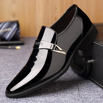 Laisvalaikio odiniai batai Vyriški Paten Oxford Men Slip Bright Verslo avalynė smailia pirštais Vyriška suknelė Prabangios prekės Aukštos kokybės Vyriška