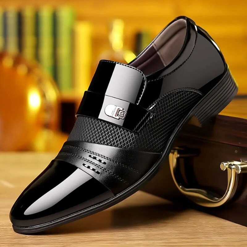 Klasikinė verslo suknelė Vyriški batai Formalūs slydimo batai Vyriški Oksfordo avalynė Elegantiški odiniai batai vyrams Loafers Wine Red