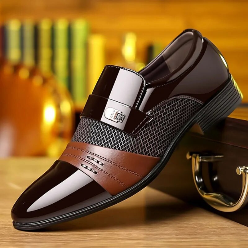 Klasikinė verslo suknelė Vyriški batai Formalūs slydimo batai Vyriški Oksfordo avalynė Elegantiški odiniai batai vyrams Loafers Wine Red