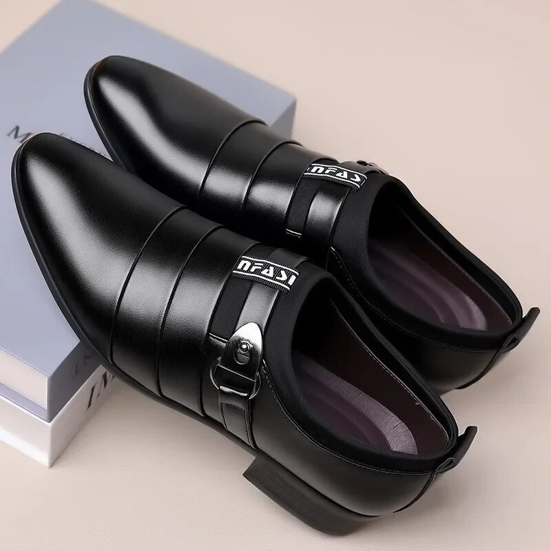 Klasikinė verslo suknelė Vyriška avalynė Formali Slip On Suknelės Batai Vyriški Oksfordo avalynė Aukštos kokybės odiniai batai Vyriški Loafers