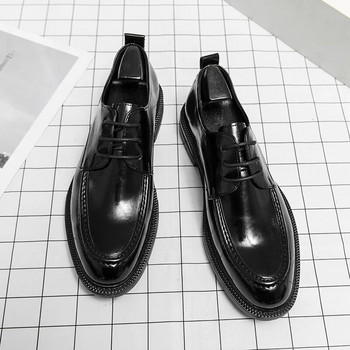 Луксозни мъжки броги Британски обувки Оксфорд с връзки Мъжки джентълменски кожени обувки с равни обувки Мъжки мокасини на обувки за пушене Мъжки
