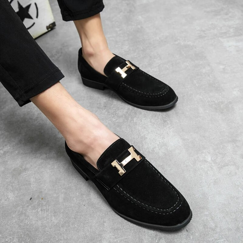 Luksuzne jednobojne svečane cipele Muške mekane kožne cipele Muške ležerne mokasine za muškarce Zapatos De Hombre cipele za vožnju Muške dnevne