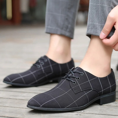 Luksuzni brend Klasične Oxford cipele za muškarce Breather platnene cipele Muške svečane vjenčane muške cipele Herren Schuhe Sepatu Pria