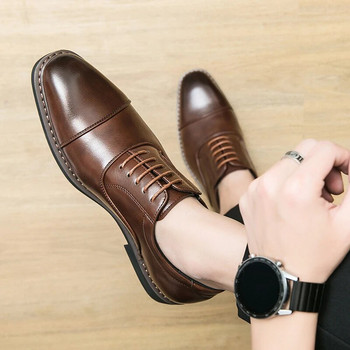 2023 Мъжки ежедневни бизнес обувки С връзки Удобни модни работни обувки Оксфорд Броги за ходене на открито Обувки за мъже Официални обувки
