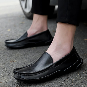 Нови мъжки обувки за лодка  Удобни ежедневни обувки Мокасини Мъжки модни висококачествени неплъзгащи се обувки за шофиране Мокасини