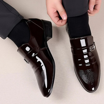 Чисто нови лачени обувки за мъже Ежедневни бизнес обувки Офис работни обувки за мъжко парти Сватбени Оксфордки Мокасини с остри пръсти