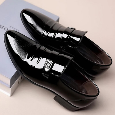 Visiškai nauji lakinės odos batai vyrams Laisvalaikio verslo batai Biuro darbo batai vyrų vakarėliams vestuvėms Oxfords Point Toe Loafers