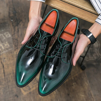 Есенни нови лачени мъжки обувки Мокасини с връзки Зелени остри пръсти Дебела подметка Модни кожени обувки Висококачествени ежедневни обувки