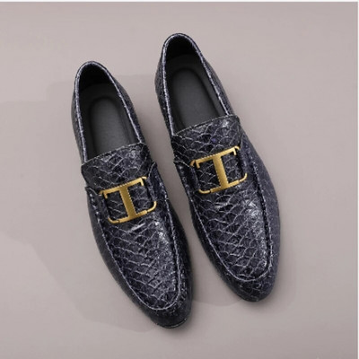 Nauji aukštakulniai Elegantiška vyriška Suknelė Batai Trend Žalia Smailia Nosa Laisvalaikio odiniai Loaferiai Vyrams Madingi Prisegami vyriški iškilmingi batai