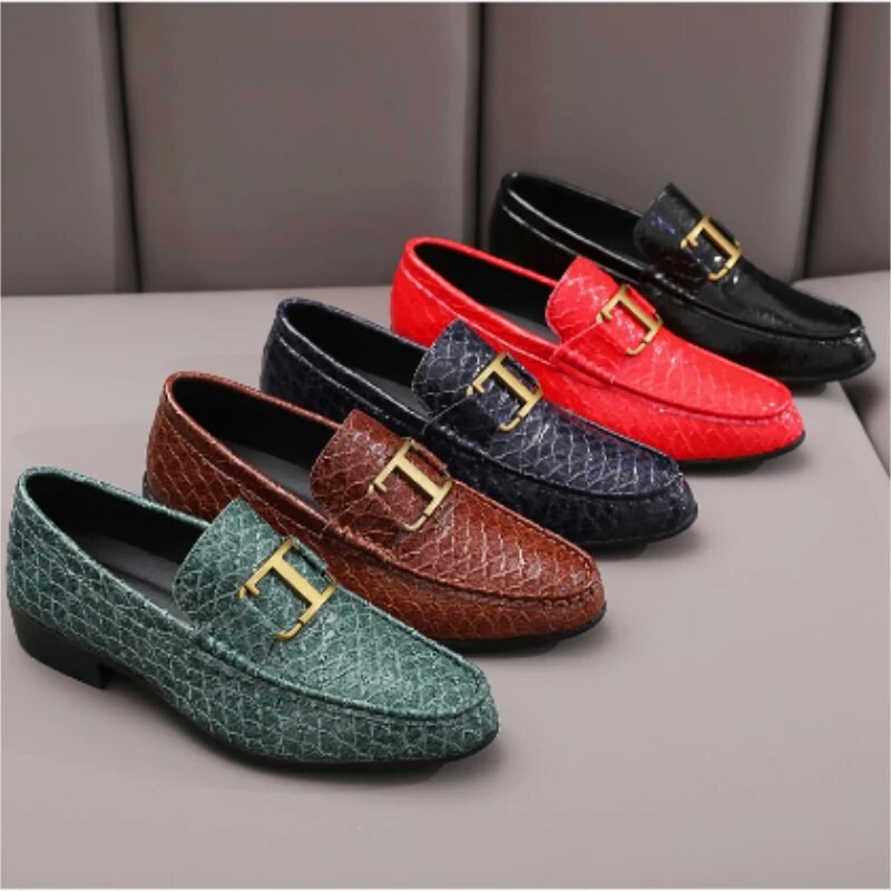 Nauji aukštakulniai Elegantiška vyriška Suknelė Batai Trend Žalia Smailia Nosa Laisvalaikio odiniai Loaferiai Vyrams Madingi Prisegami vyriški iškilmingi batai