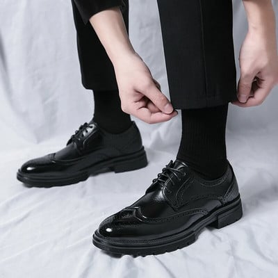 Ръчно изработени мъжки оксфордски обувки Wingtip Черни кожени броги Мъжки официални кожени обувки Класически бизнес официални мъжки обувки Оксфорд
