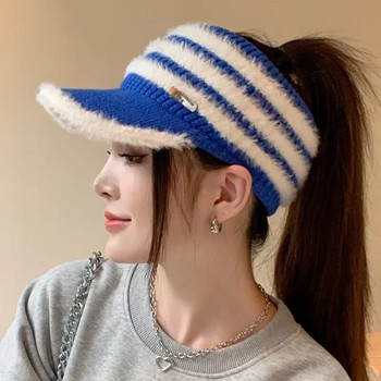 Дамска шапка с козирка 2023 г. Нова мода Корейски плетени шапки на ивици Дамски външни зимни топли шапки с опашка Бейзболни шапки Зимни шапки
