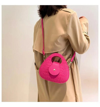 Дамска чанта за едно рамо Дамска чанта през рамо Корейска филцова чанта Зимна дамска чанта Ретро релефна чанта