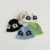 Nauja, šviežia rankomis austa gėlių žvejo skrybėlė mažo dizaino atsitiktinis megztas gėlėtas kepurėlis