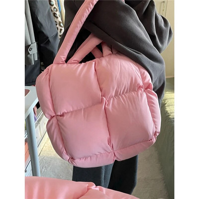 Ženska meka torba u korejskom stilu Nova svestrana torba za rame Jesen Zima Puhana torba velikog kapaciteta Modna prijenosna velika torba