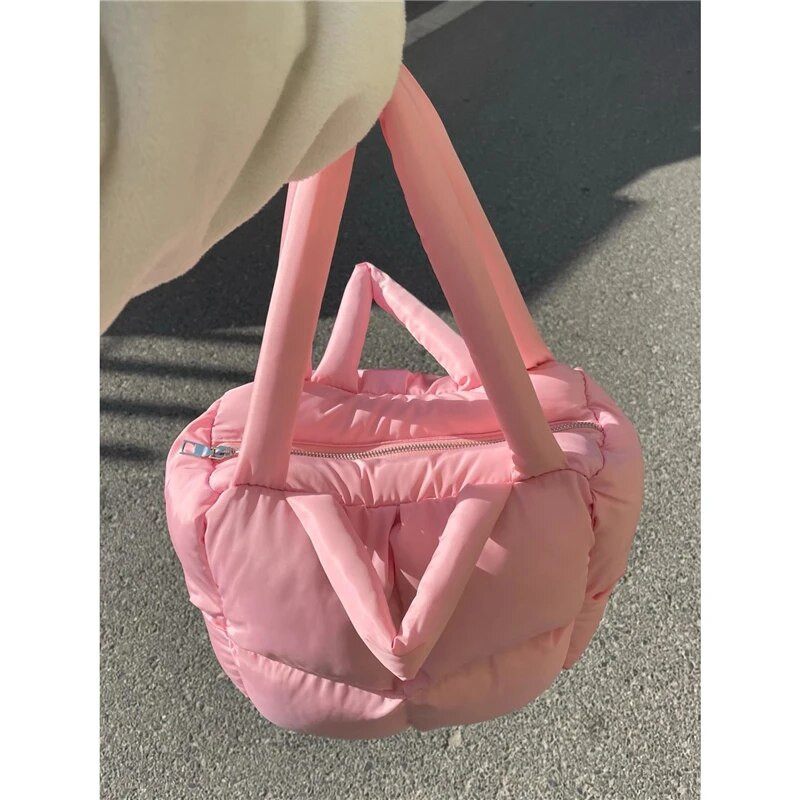 Ženska meka torba u korejskom stilu Nova svestrana torba za rame Jesen Zima Puhana torba velikog kapaciteta Modna prijenosna velika torba