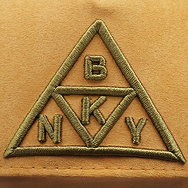 Нова модна периферия Модни BKNY бродерия Мъжка жена Хип-хоп шапки Външни регулируеми ежедневни бейзболни шапки Слънцезащитна шапка