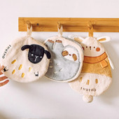 Прекрасни анимационни лениви кърпи за избърсване на ръце Удебелена коралова кадифена абсорбираща бързосъхнеща висяща конструкция Детска дишаща носна кърпа