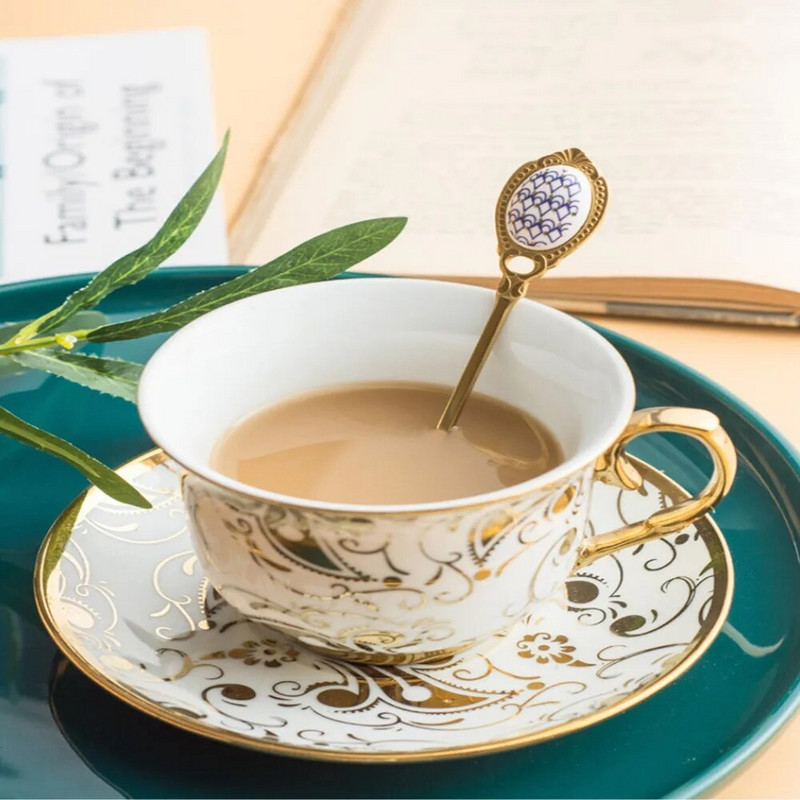 Χρυσό ανοξείδωτο κουτάλι ελαφρύ πολυτελές Κουτάλι καφέ Κουτάλι δημιουργικό ανάμειξη κουταλάκι του γλυκού με κεραμικό ντεκόρ Επιτραπέζια σκεύη δώρα