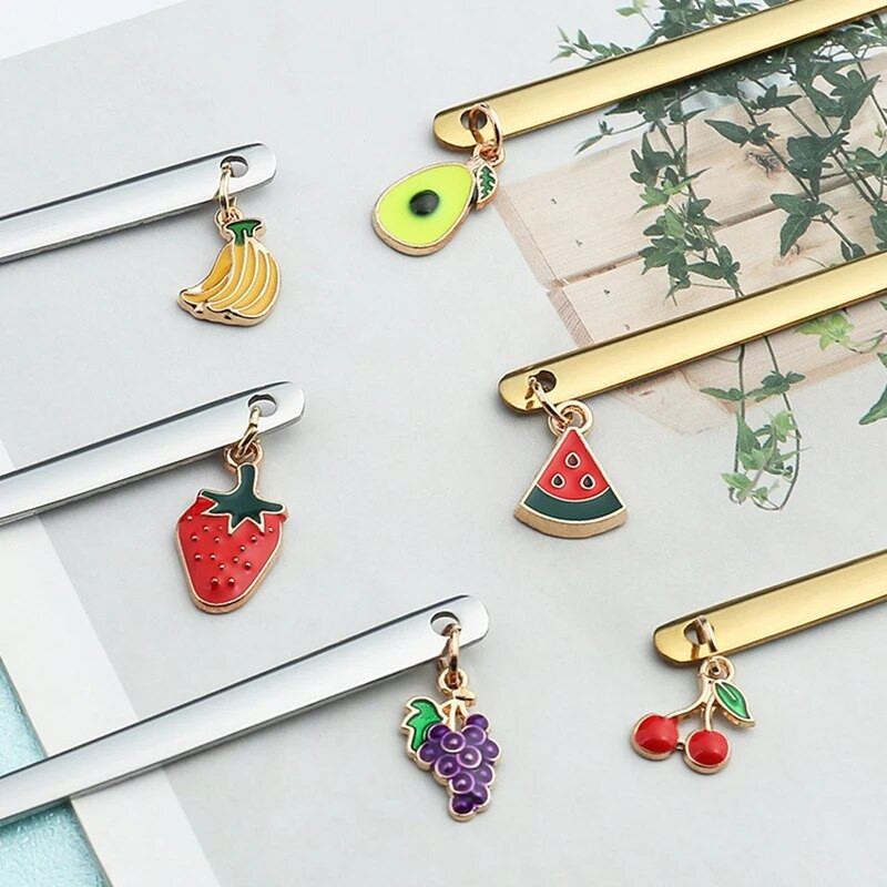 Лъжици от неръждаема стомана Лъжица за разбъркване с висулка от плодове Лъжица за смесване на кафе Десертна лъжица Декорация на маса Парти подарък Кухненски инструмент