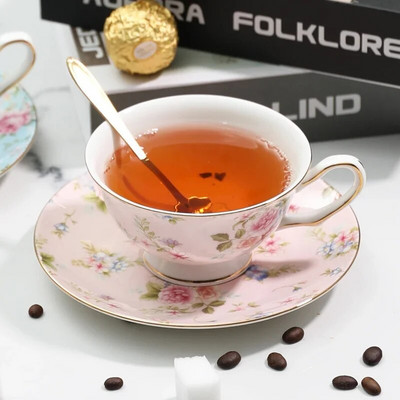 Cvjetni uzorci biljaka Šalice za čaj i tanjurići Šalica za kavu Keramička ukrasna šalica za kućanstvo Šalica za čaj u nordijskom stilu Šalice za posuđe