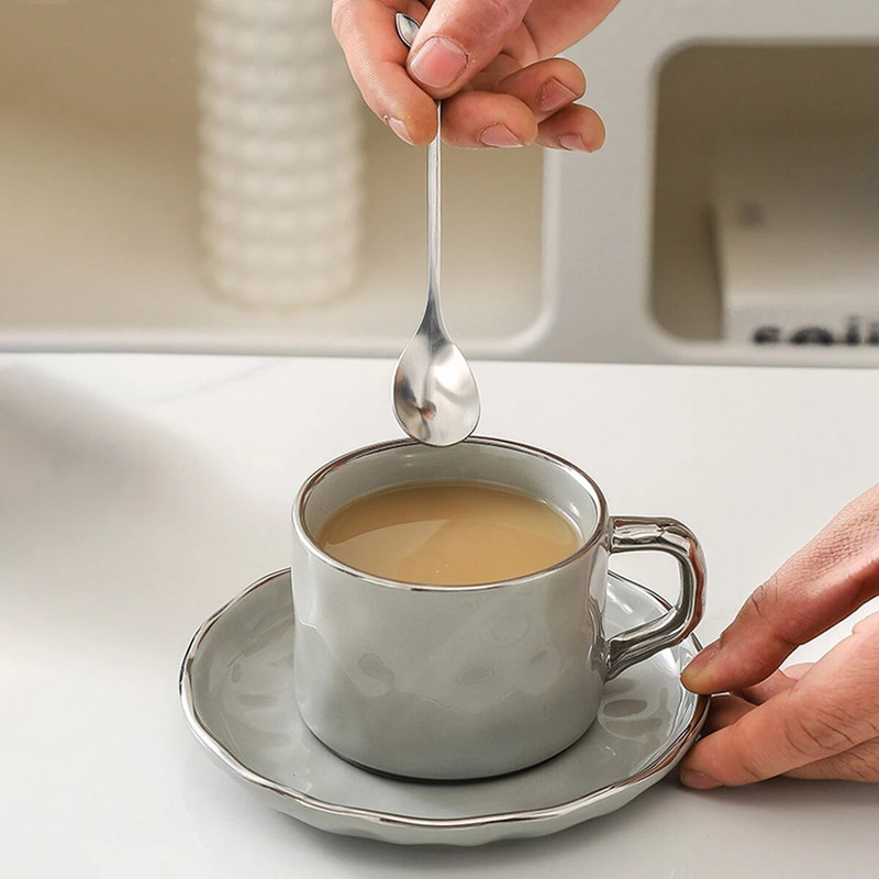 Керамична чаша за кафе Leeseph 7,5 унции с чинийка, едноцветна чаша за чай и комплект чинийки, красива и практична, лека и удобна