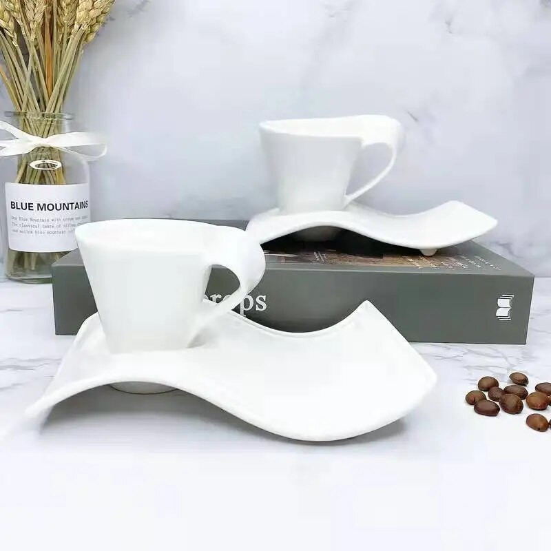 Kreativna keramička šalica za kavu od 300 ml Espresso šalica za kavu s tanjurićem Kućna šalica za vodu Šalica za doručak za par Šalica za mlijeko Umjetnički set šalica za čaj